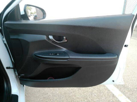 2020 Hyundai Veloster 2.0L Premium