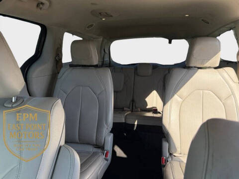2017 Chrysler Pacifica Touring Plus