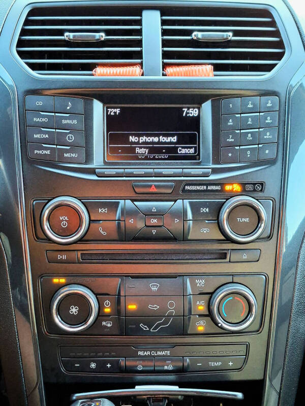 2017 Ford Explorer