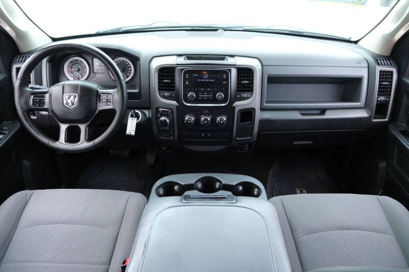 2017 RAM 1500 Express