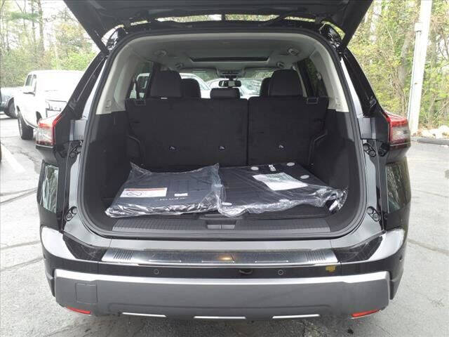 2024 Nissan Rogue SL