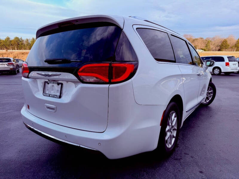 2020 Chrysler Pacifica Touring L