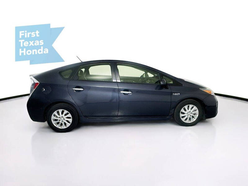 2014 Toyota Prius Plug-in Hybrid Advanced