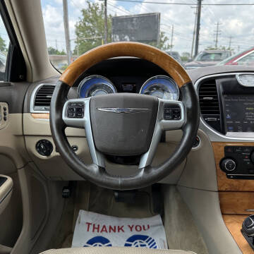 2012 Chrysler 300 Limited