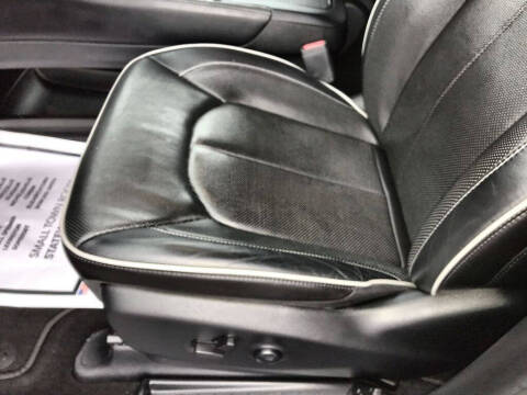 2023 Chrysler Pacifica Plug-In Hybrid Limited
