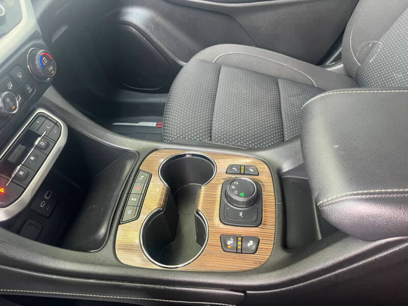 2021 GMC Acadia SLE