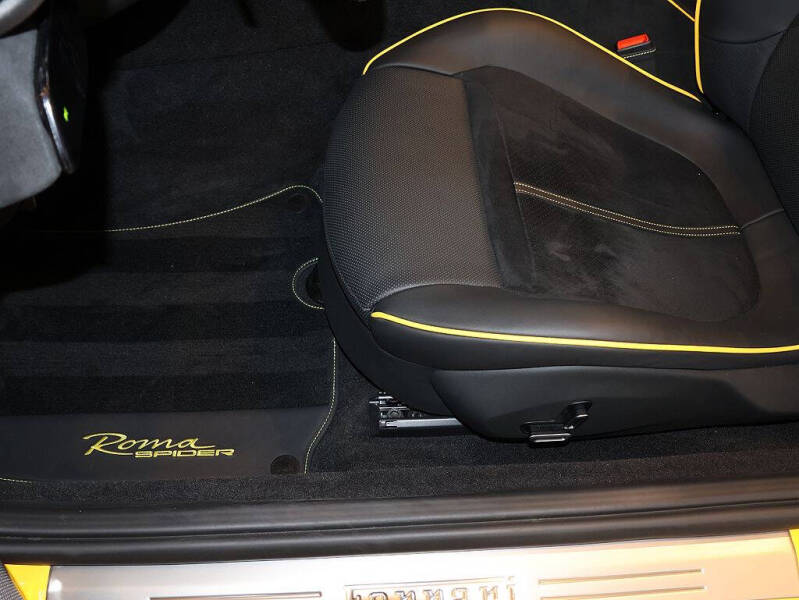 2025 Ferrari Roma Spider
