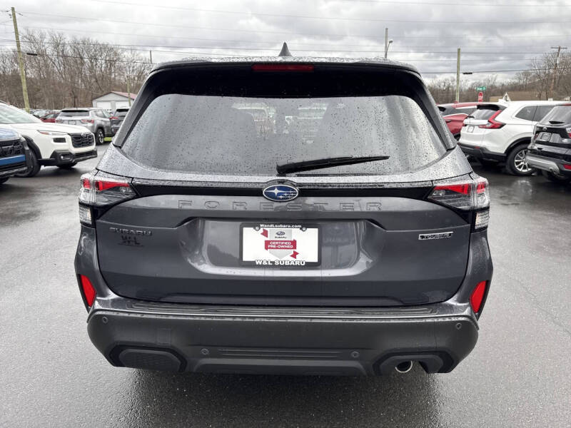 2025 Subaru Forester Touring