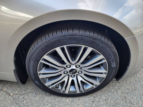 2014 Kia Cadenza Premium