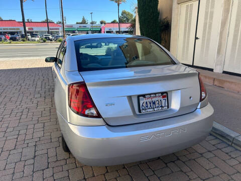 2004 Saturn Ion 1