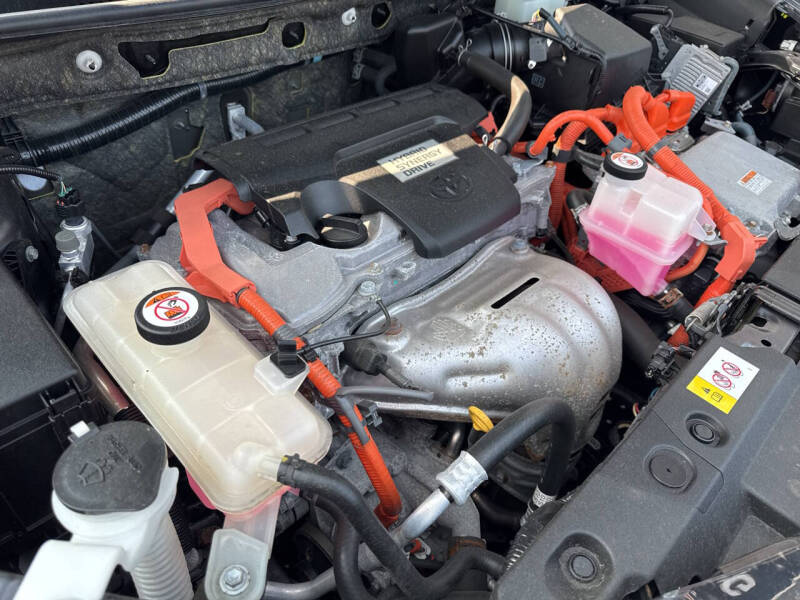 2017 Toyota RAV4 Hybrid XLE