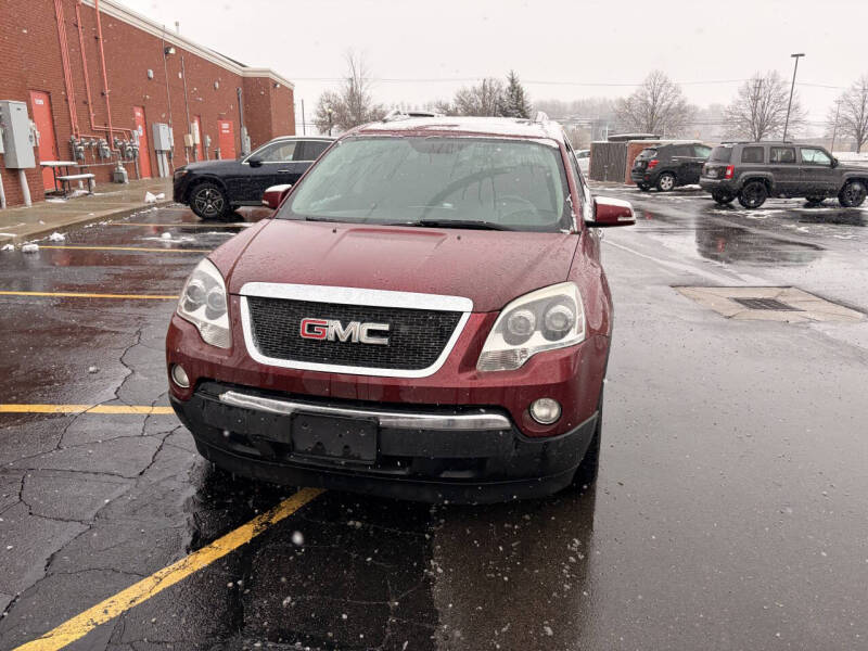 2010 GMC Acadia SLT2's photo