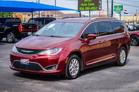 2020 Chrysler Pacifica for sale at Jerrys Auto Sales in San Benito TX