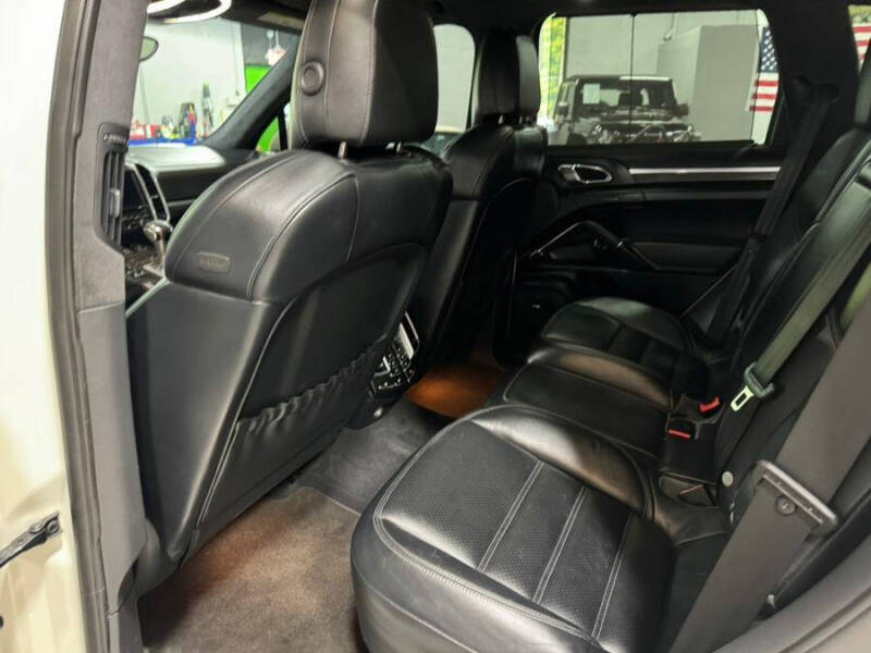 2012 Porsche Cayenne Turbo