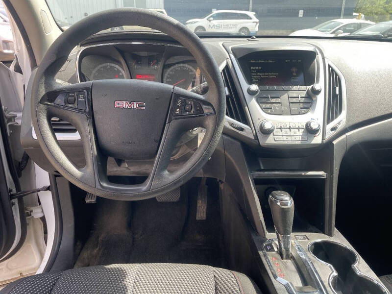 2017 GMC Terrain SLE-1