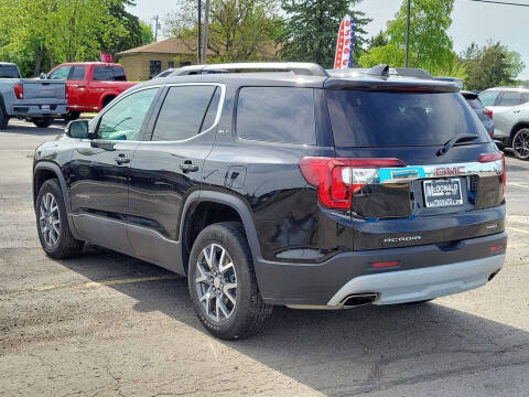 2023 GMC Acadia SLT