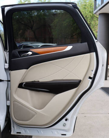 2019 Lincoln MKC Select