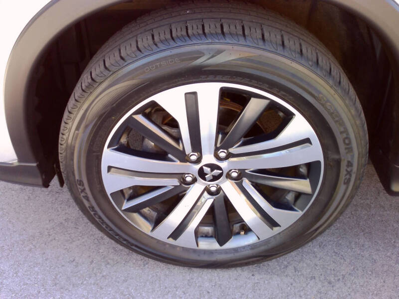 2020 Mitsubishi Outlander Sport SE