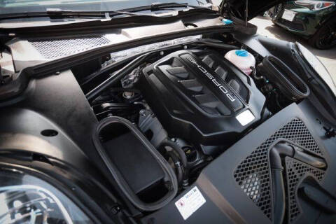 2015 Porsche Macan S