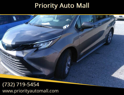 2021 Toyota Sienna for sale at Mr. Minivans Auto Sales - Priority Auto Mall in Lakewood NJ