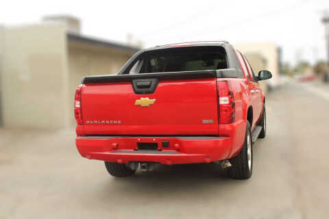 2012 Chevrolet Avalanche LS