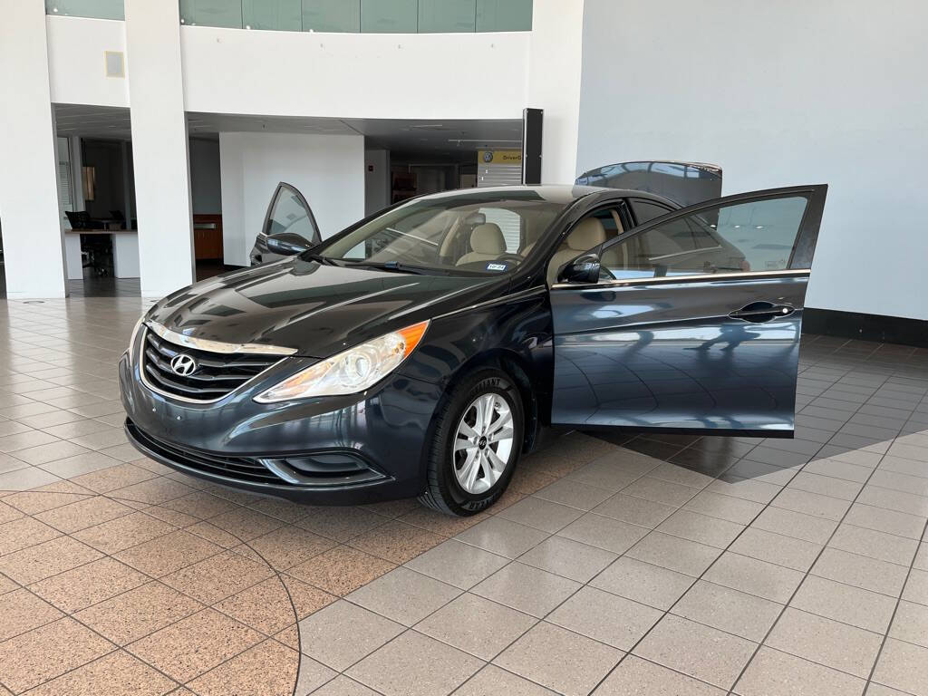 2013 Hyundai SONATA for sale at Auto Haus Imports in Grand Prairie, TX