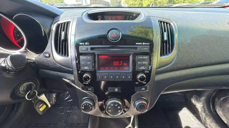 2011 Kia Forte Koup SX