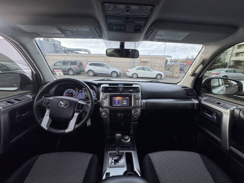 2017 Toyota 4Runner SR5