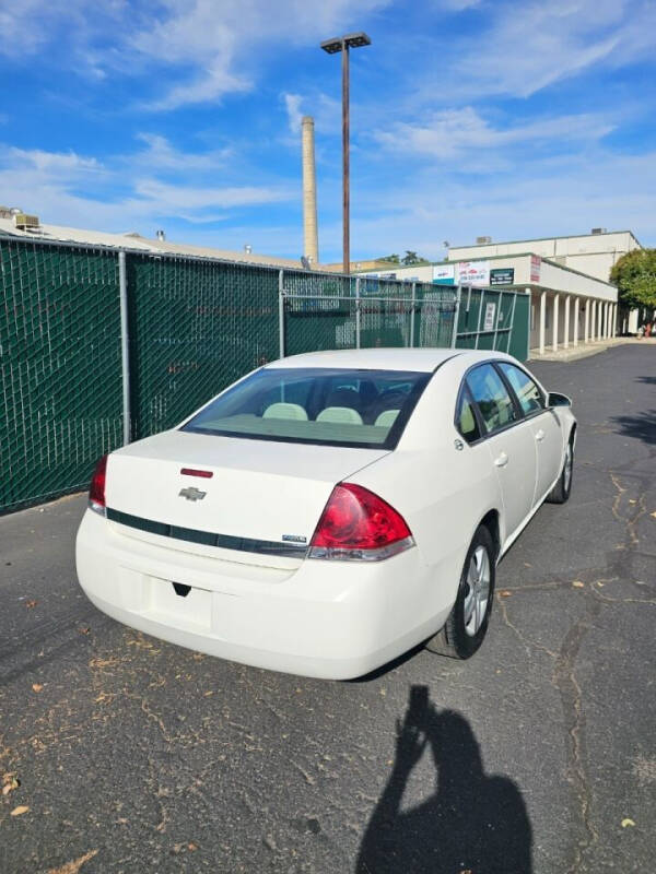 2008 Chevrolet Impala LS photo 3