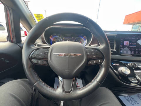 2020 Chrysler Pacifica Touring L Plus