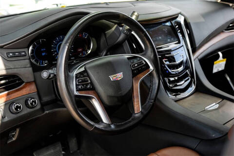 2020 Cadillac Escalade ESV Premium Luxury