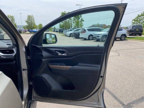 2022 GMC Acadia SLE