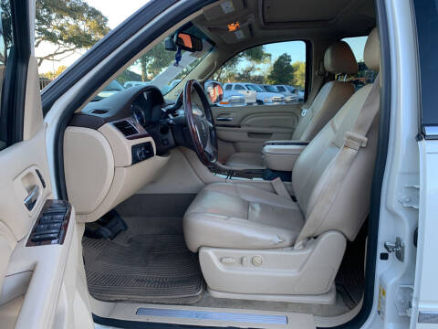 2014 Cadillac Escalade ESV Luxury