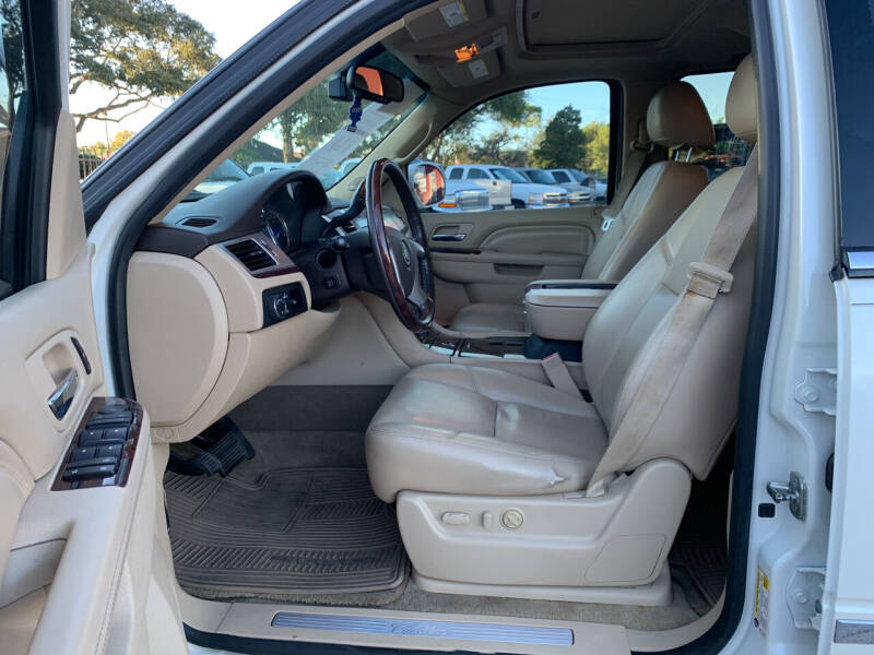 2014 Cadillac Escalade ESV Luxury