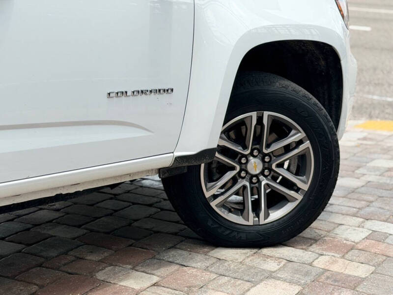 2021 Chevrolet Colorado LT - Photo 12