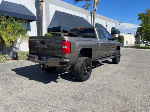 2015 GMC Sierra 2500HD Denali
