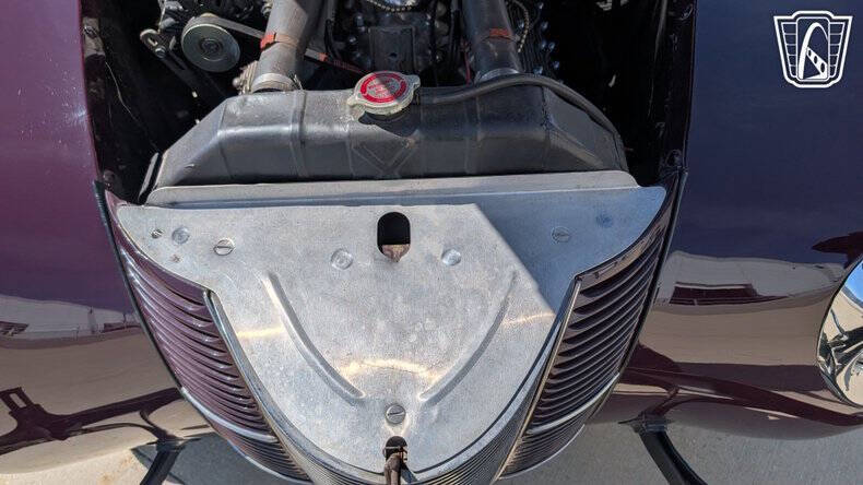 1940 Ford Deluxe