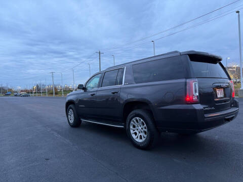 2017 GMC Yukon XL SLE