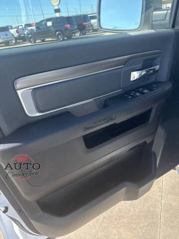 2024 RAM 1500 Classic SLT