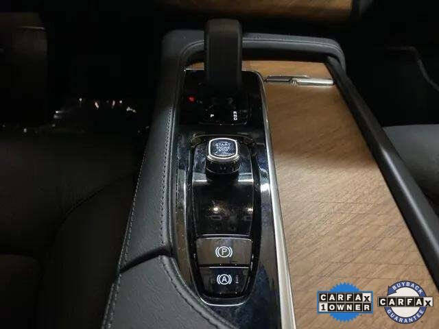 2025 Volvo XC90 B6 Plus Bright Theme 7P