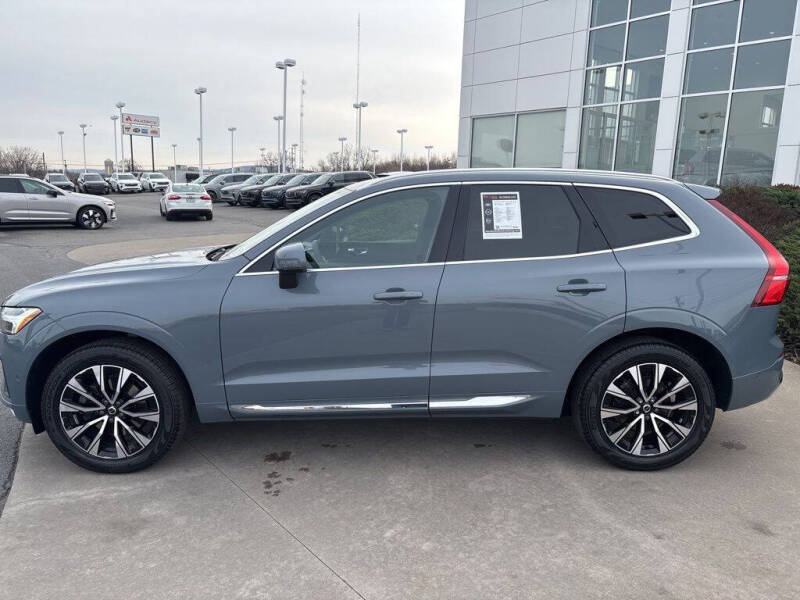 2023 Volvo XC60 B5 Plus Bright Theme