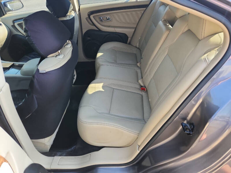 2014 Ford Taurus Limited