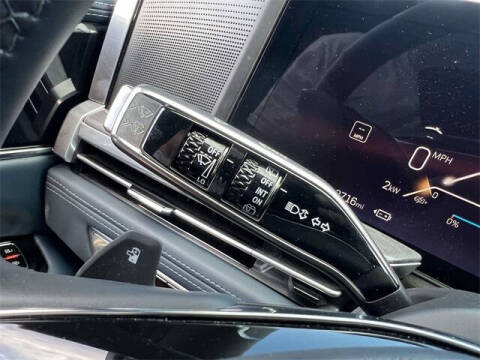 2025 Cadillac Escalade IQ Sport 2