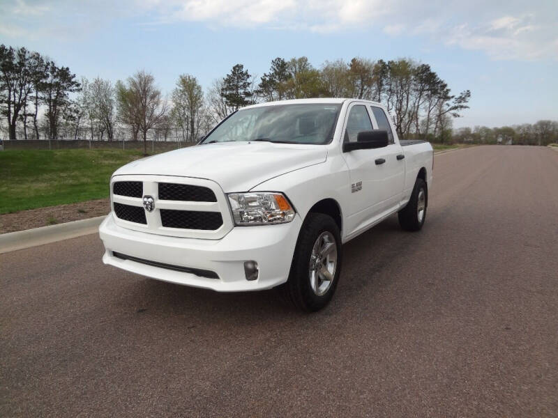 2016 RAM 1500 for sale at Garza Motors in Shakopee MN