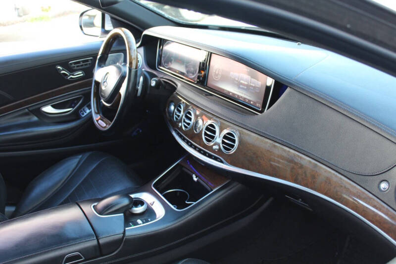 2014 Mercedes-Benz S-Class S 550