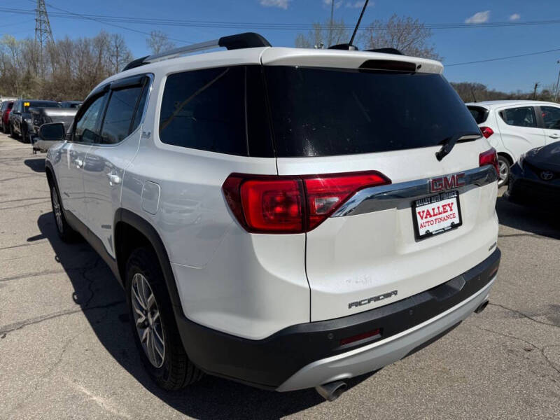 2017 GMC Acadia SLE-2's photo