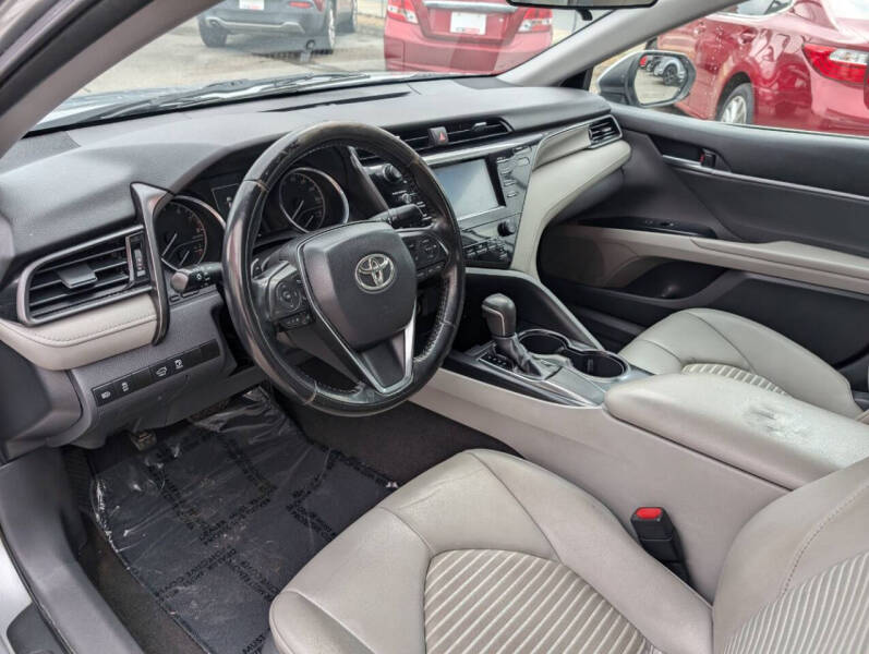 2019 Toyota Camry SE