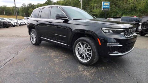 2022 Jeep Grand Cherokee Summit