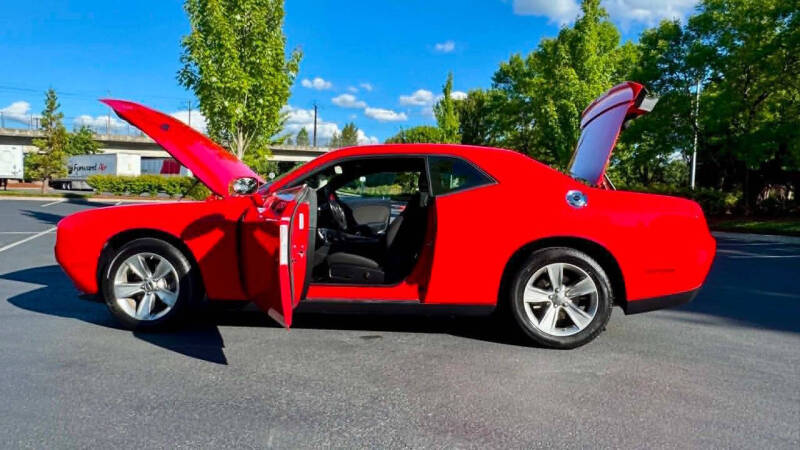 2022 Dodge Challenger SXT