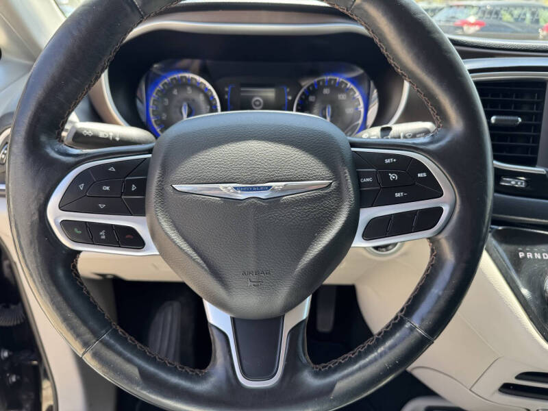 2019 Chrysler Pacifica Touring L